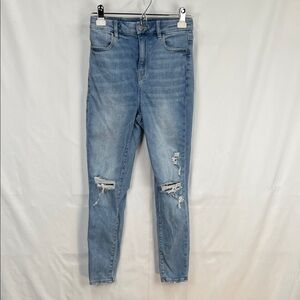 American Eagle - Women’s Jeans - Med Blue - Distressed - 4 Short - High Rise